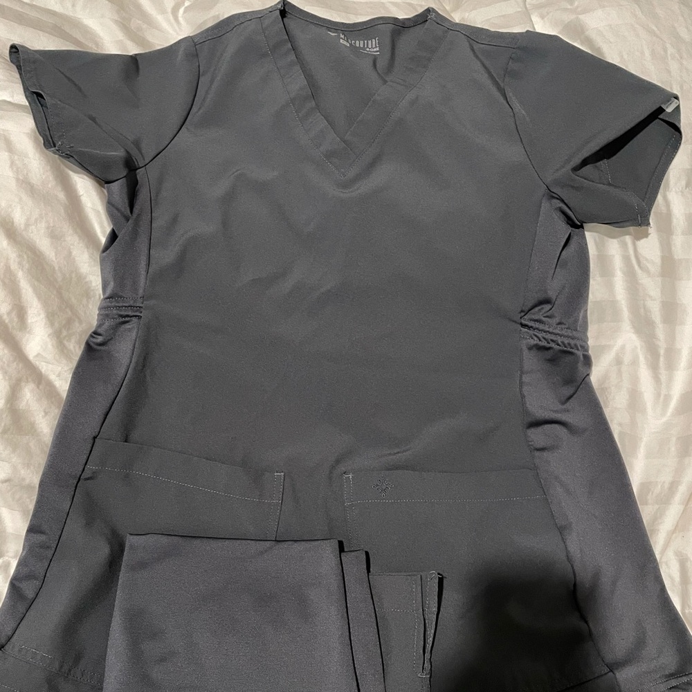 XS Petite Med Couture Maternity Scrubs
